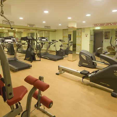 多斯洛酒店 酒店