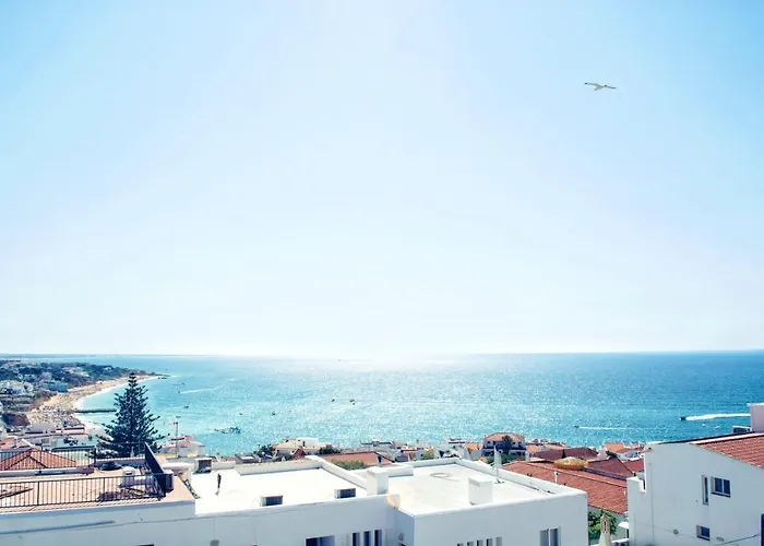 Do Cerro 阿尔布费拉